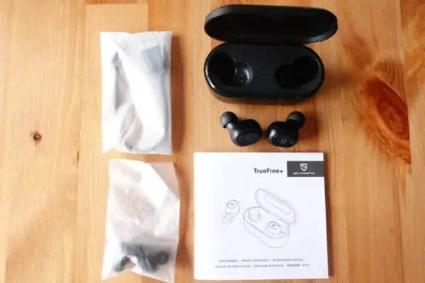 DSC01750 SOUNDPEATS TrueFree+ 付属品