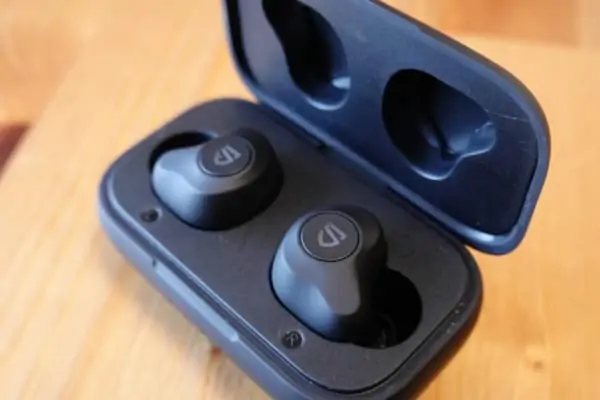 DSC02289 SOUNDPEATS Truengine SE