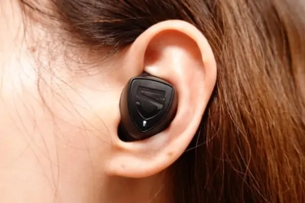 DSC02418 SOUNDPEATS TrueShift2 装着画像