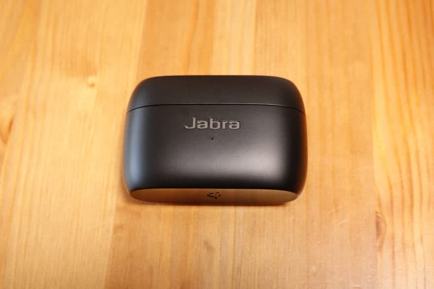 Jabra Elite 85t 充電ケース