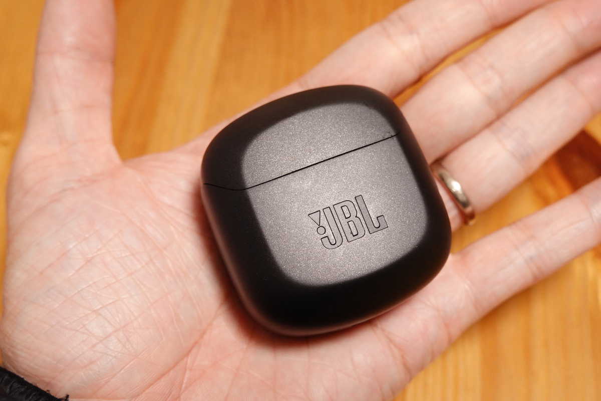 【JBL CLUB PRO+ TWS レビュー】YouTuberも大絶賛！一切隙なしの全部入りイヤホン カジェログ