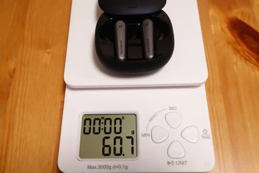 総重量は60.7g