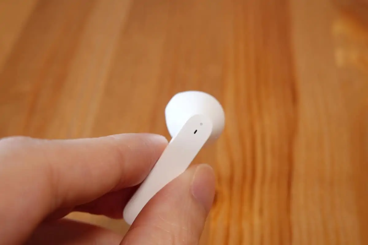 Wireless Earphones Light Style 2 (CHE-632)の片耳