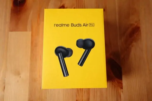 realme Buds Air Pro レビュー】映画やゲームに最適？新鋭