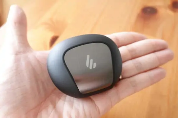 EDIFIER NeoBuds Pro 充電ケース