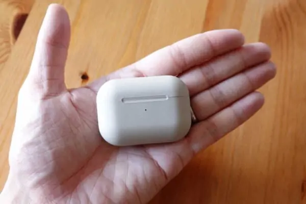 ag COTSUBU 充電ケース