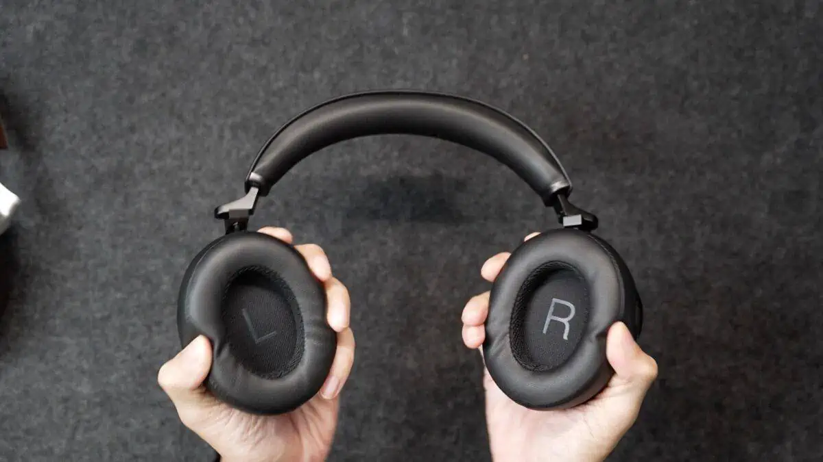 使用歴数回 SHURE AONIC 50 GEN2 ワイヤレスヘッドホン 特価 2026/05/07迄] SHURE AONIC50 Gen2 第2世代 (ブラック