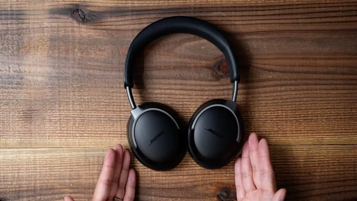 徹底比較】Bose QuietComfort Ultra Headphones、ソニー WH