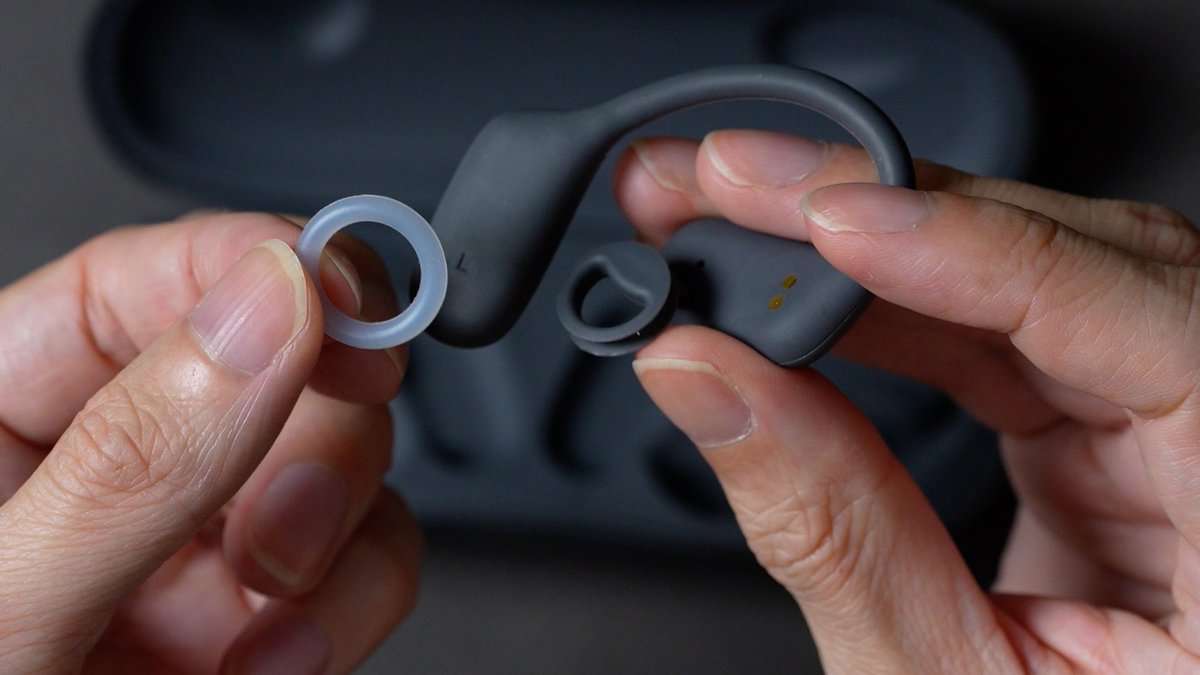 オシャレ魔女 ラブandベリー コラボモデル ワイヤレスイヤホン 【公式