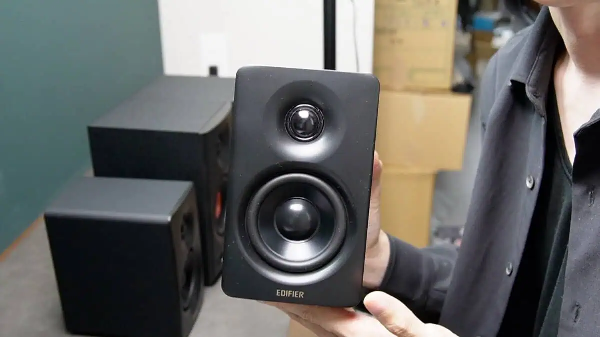 2025年コスパ大賞&VGP金賞受賞のPCスピーカーEdifier「M60」と約1万で