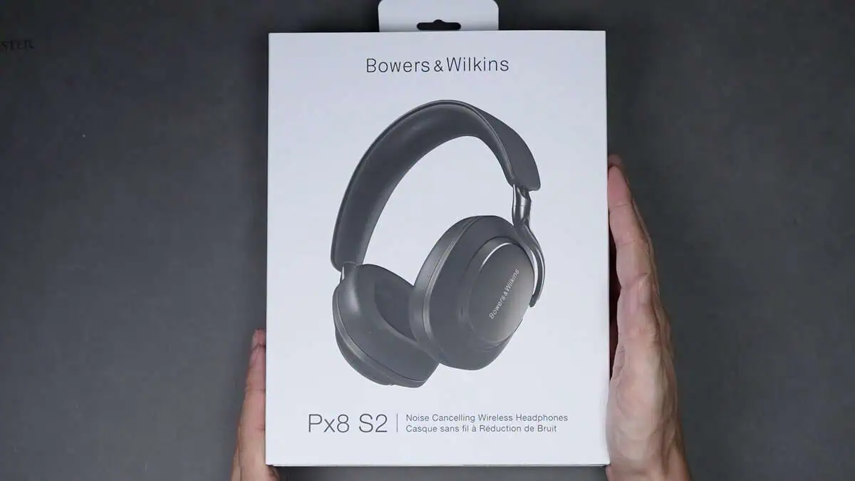 このヘッドホンを待っていた！Bowers & Wilkinsのハイエンドワイヤレス
