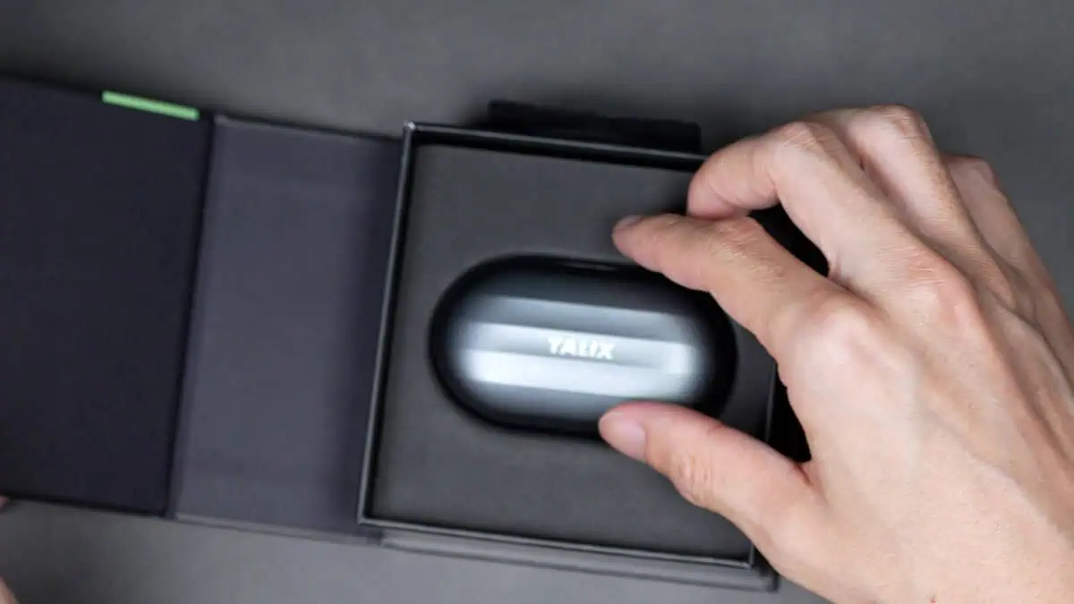 超軽量設計で快適！イヤーカフ型ワイヤレスイヤホン「TALIX AuraHalo