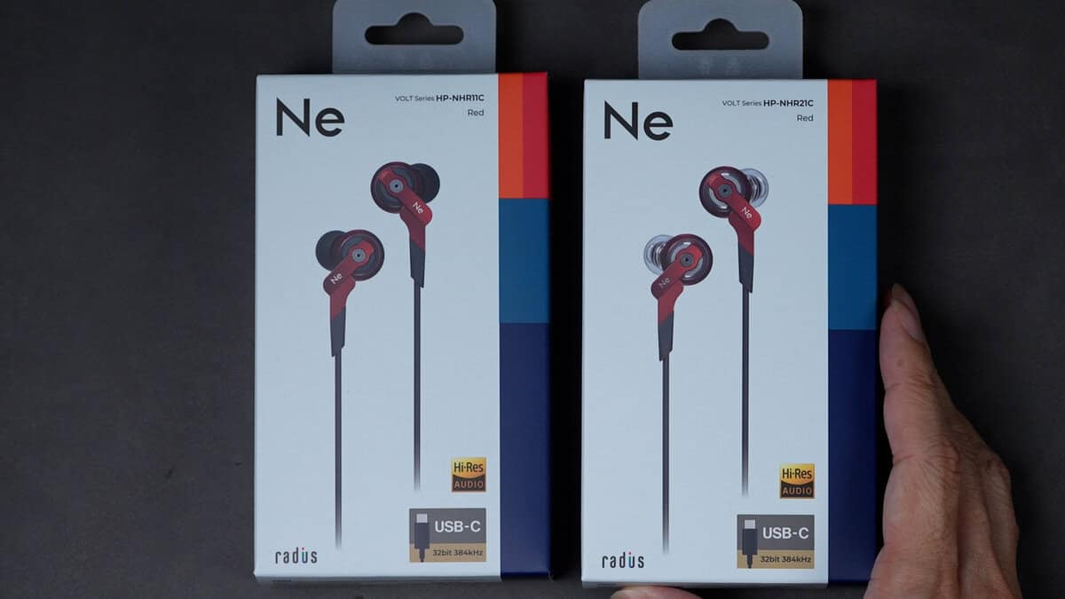 スマホのUSBに挿すだけでゴリゴリの重低音！radiusの重低音ホンの名機
