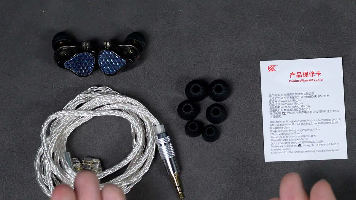 中華イヤホンの雄「KZ」の集大成！1DD＋7BAハイブリッド有線イヤホン