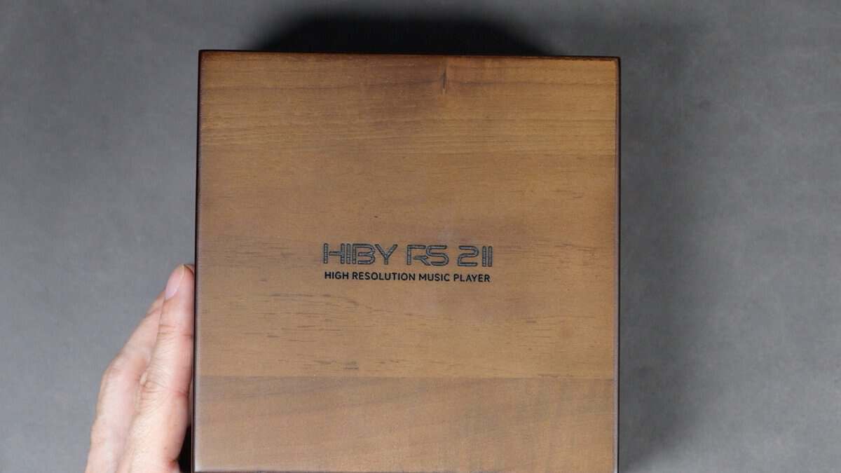 HiBy RS2 II ウォールナット製ウッドボックス